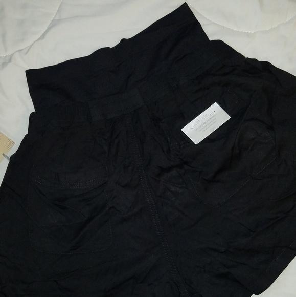 🤱🏼🤱🏿🤱🏻 Black maternity shorts - a:glow 2X - Picture 7 of 8